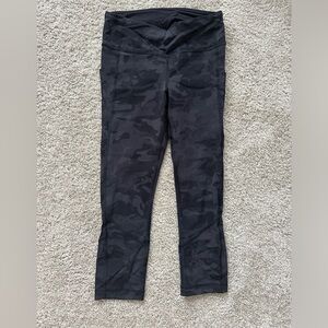 Black camo lululemon leggings. 25” size 4